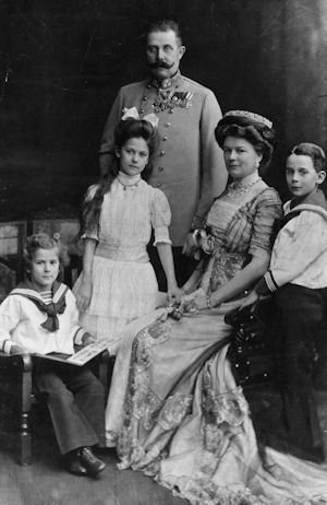 Archduke Franz Ferdinand, his wife Sophie and their Children